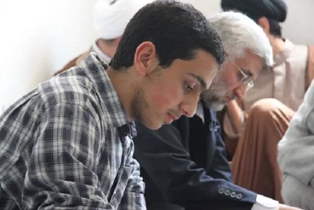 منافع ملی بازیچه اهداف جناحی و شخصی نیست وگرنه گفتنی زیاد است