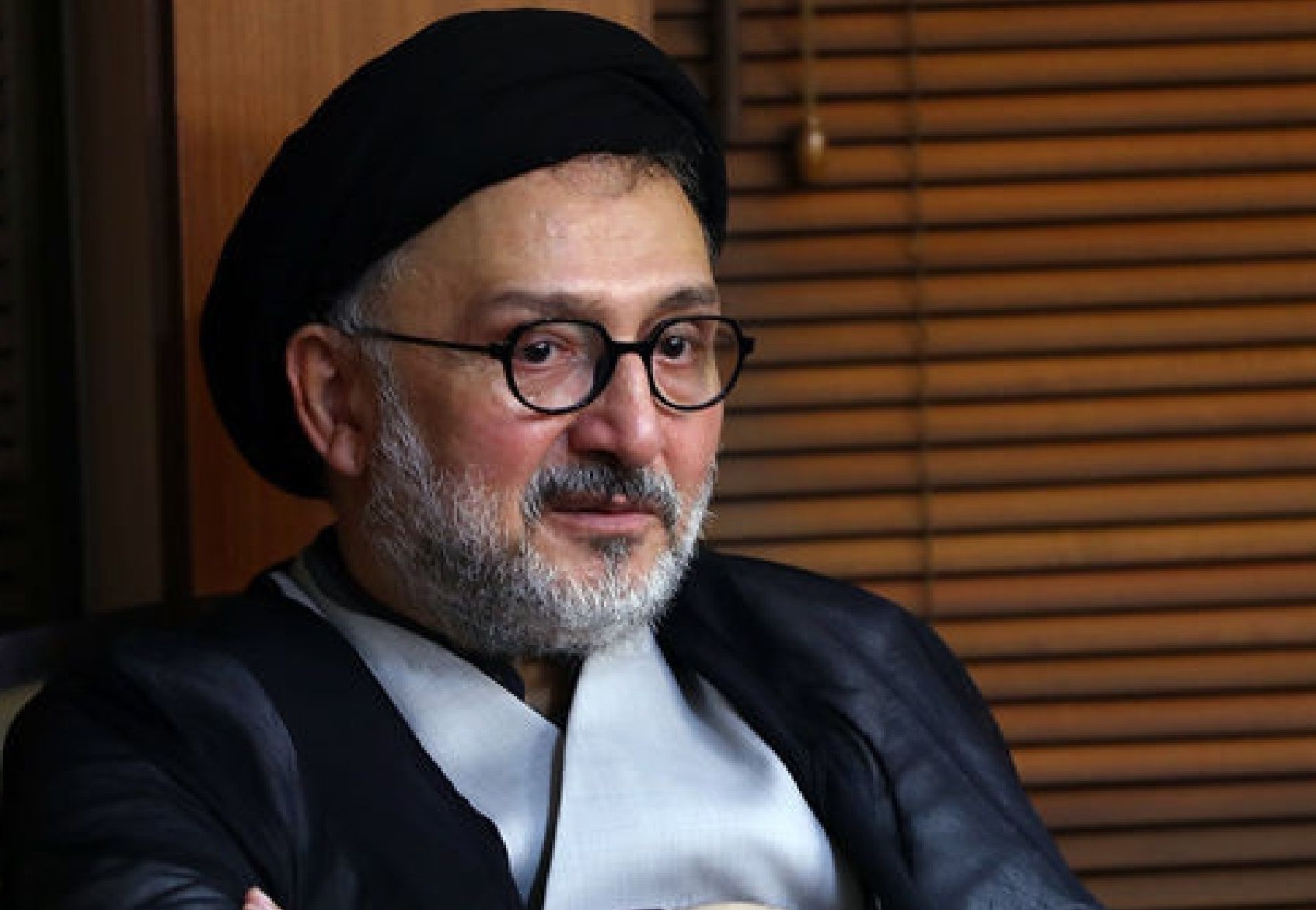 خدا پزشکیان را از شر «مجاهدان شنبه» و دوزیست های مدعی حضور در ستادها بعد از اعلام نتایج پیروزی، محفوظ نگه دارد