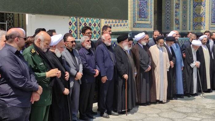 پیام تسلیت رهبر به حجة‌الاسلام حاج سیدعلی‌اصغر حجازی برای درگذشت پدر