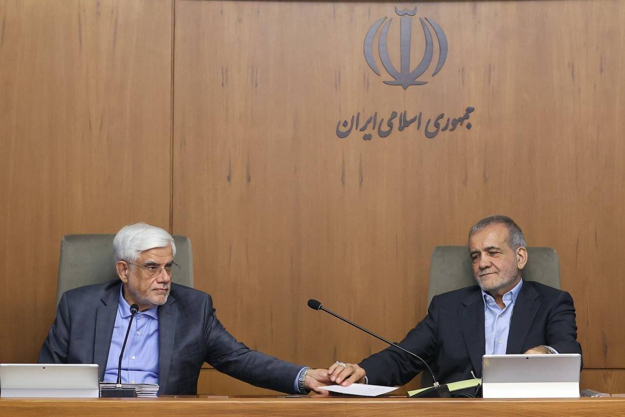 بیم‌ها و امید‌های عارف : از تشریح علل انتخاب تا افق های آینده کاری