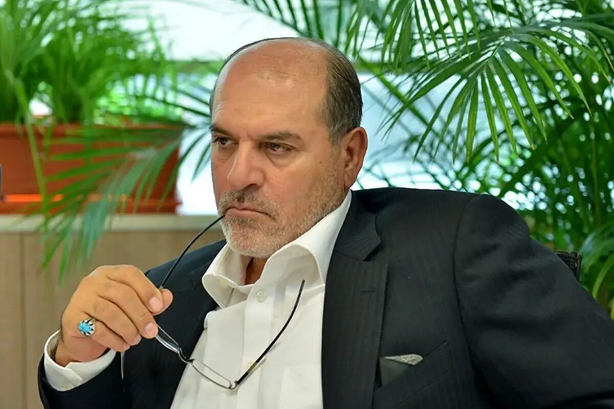 گلایه رییس اتاق تهران از تعطیلی پنج شنبه: همه کشورهای دنیا غیر از جیبوتی که جمعه تعطیل است، شنبه و یکشنبه تعطیل هستند