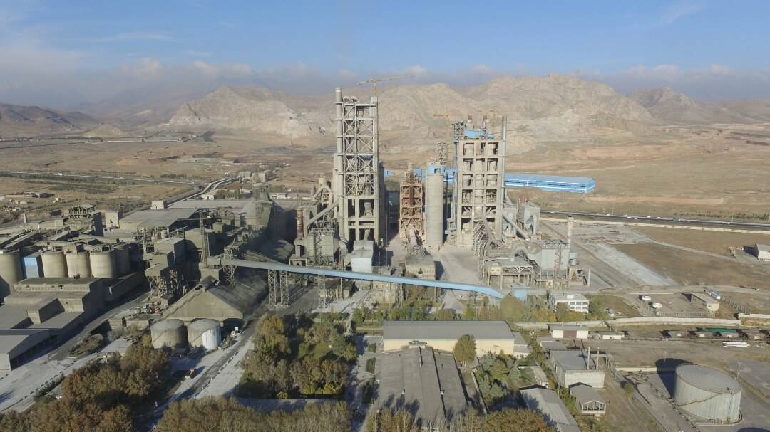 مشخص شدن تکلیف زیست محیطی کارخانه سیمان آبیک با تاکید بر کنترل آلایندگی