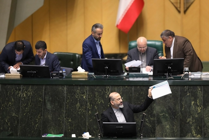 مصطفی نخعی و ادعای وجود نکات تاسف برانگیز از عدم اجرای برخی از احکام بودجه ۱۴۰۲ در گزارش دیوان محاسبات