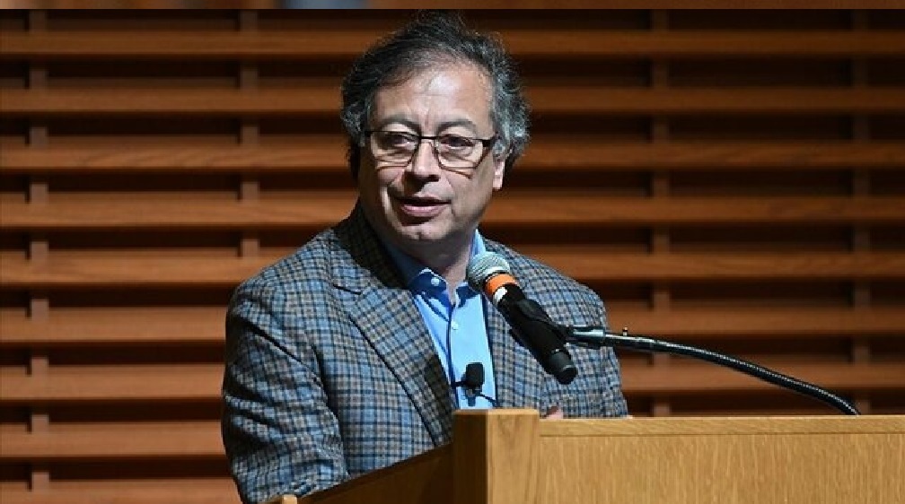 جزئیات اهداف حملات آمریکابه کاراکاس پایتخت ونزوئلا +ادعای ترامپ مبنی بردستگیری مادورو و همسرش جزئیات اهداف حملات آمریکابه کاراکاس پایتخت ونزوئلا +ادعای ترامپ مبنی بردستگیری مادورو و همسرش