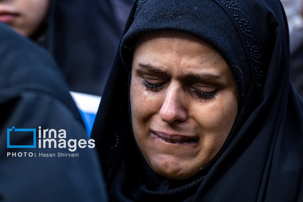 مگر تو  هم گریه می کنی؟