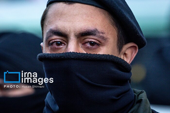 مگر تو  هم گریه می کنی؟