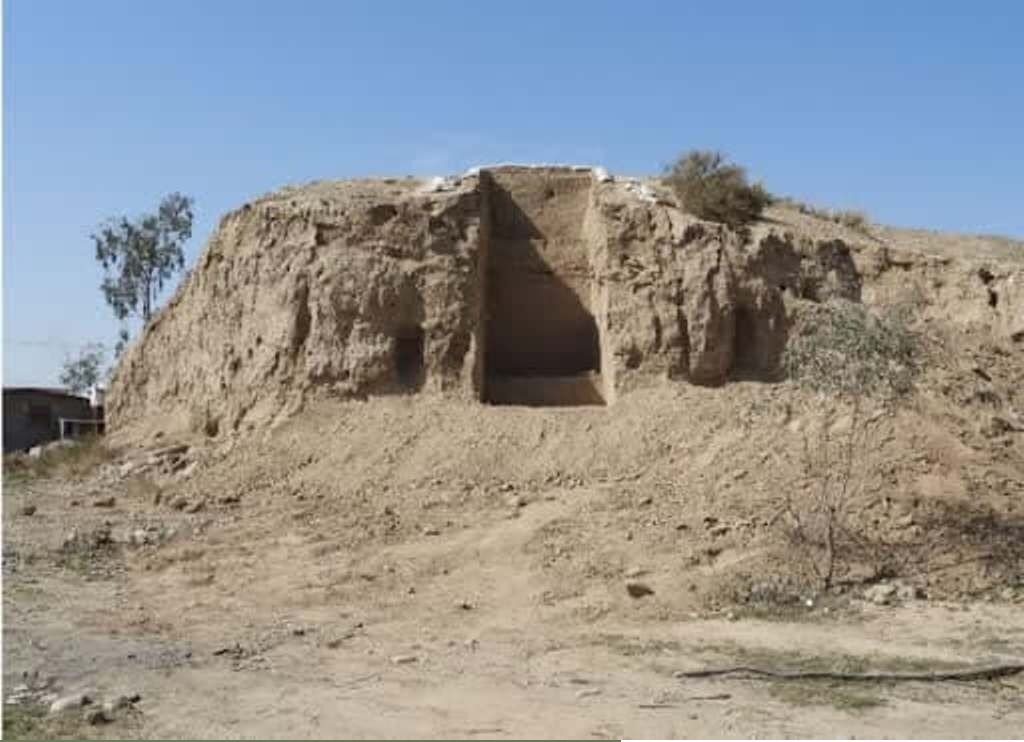 یک محوطه باستانی در جیرفت کشف شد