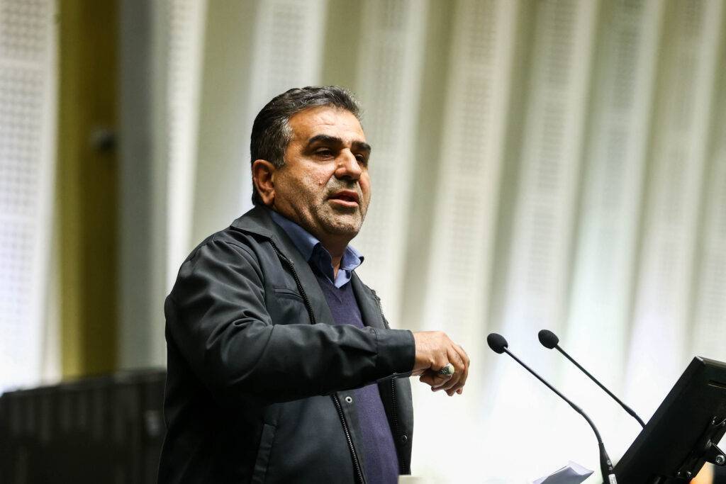 جلسه غیرعلنی با تیم اقتصادی دولت