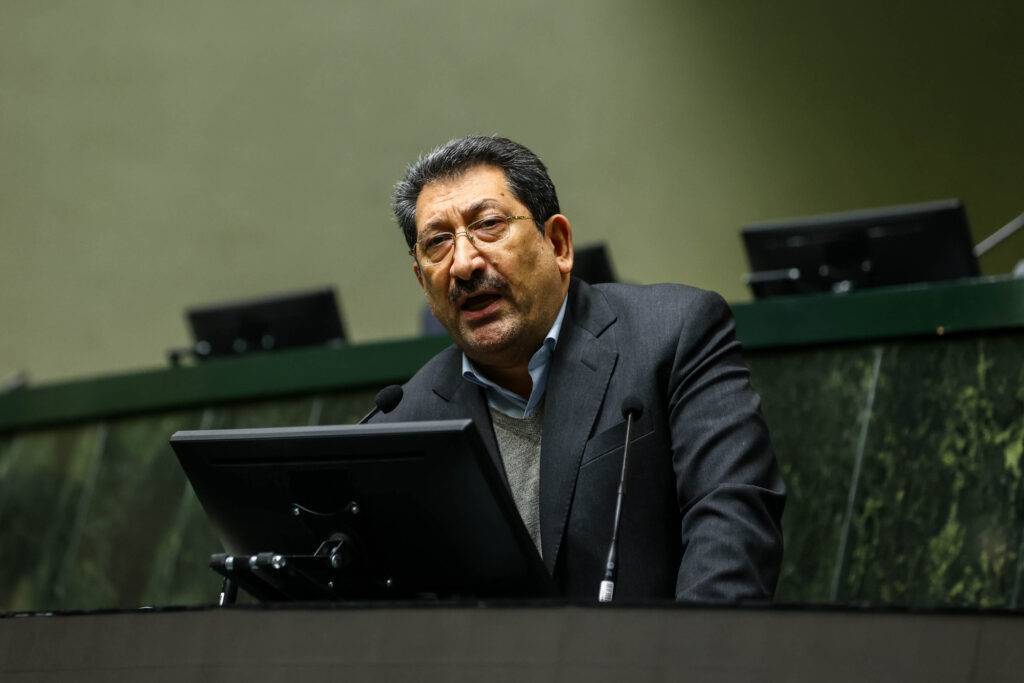 جلسه غیرعلنی با تیم اقتصادی دولت