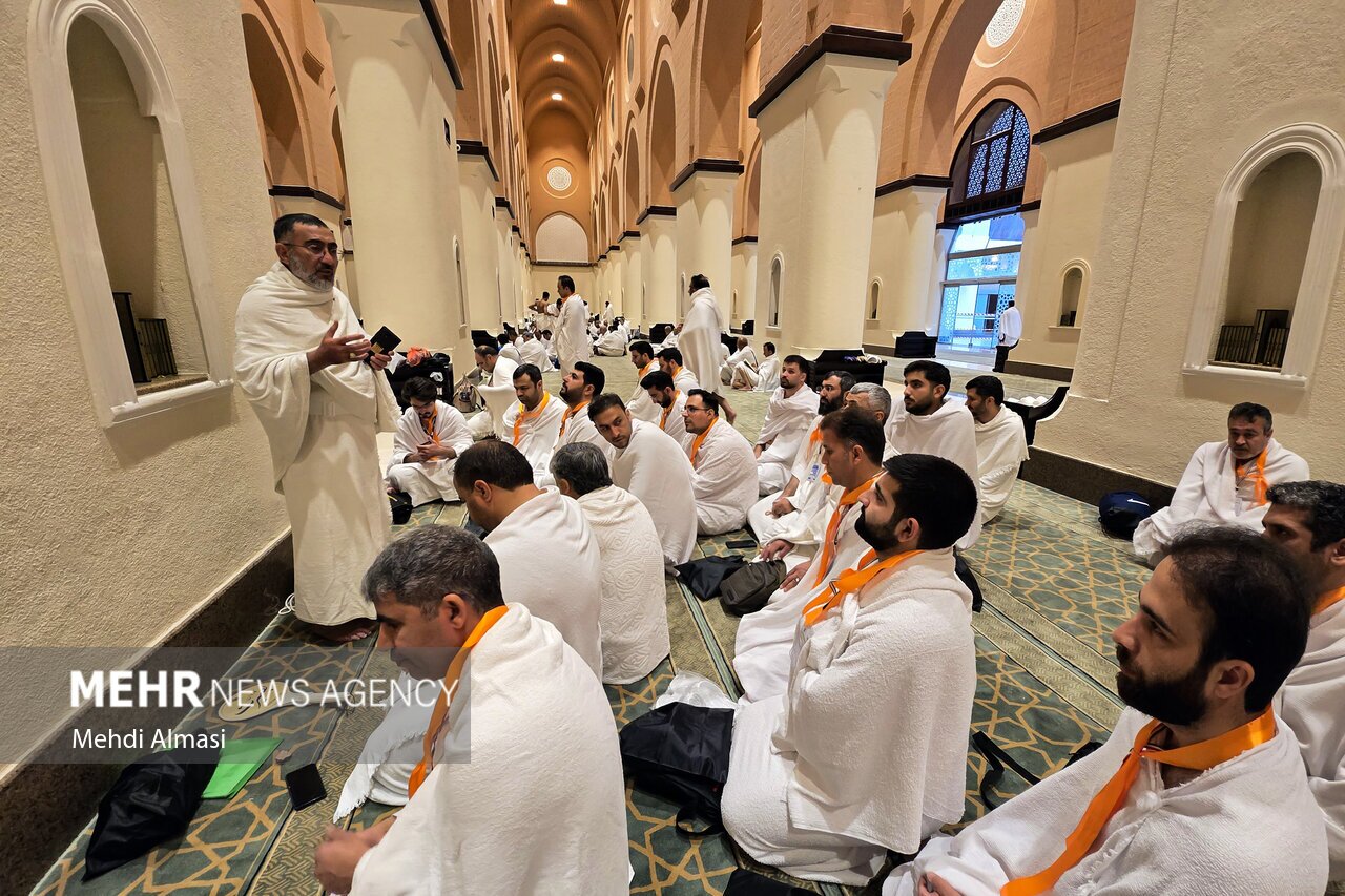 کاروان عمره دانشگاهیان