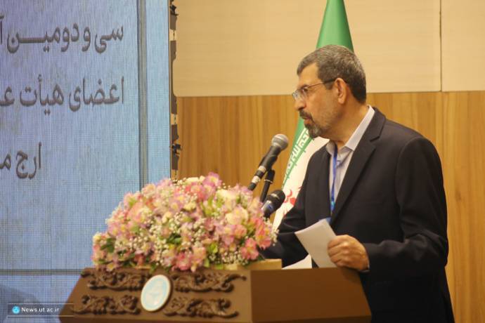 دو راهکار رئیس مرکز الگوی اسلامی پیشرفت برای مواجهه با فناوری‌های جدید