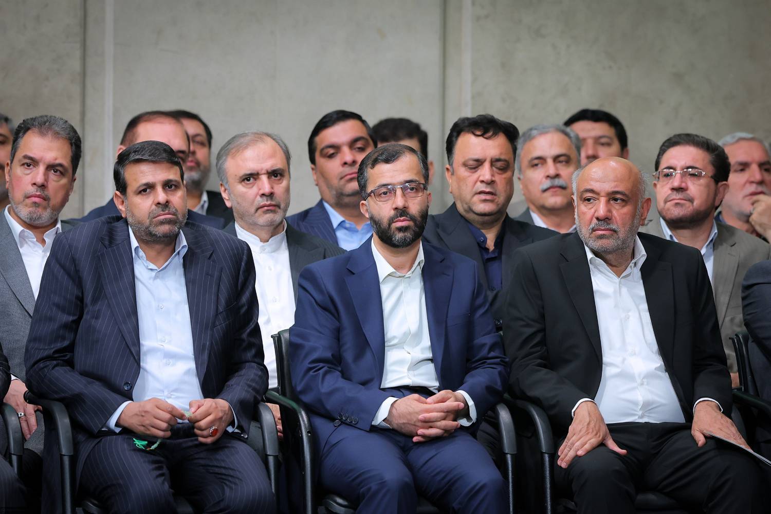 انتقاد رهبری از لغو ممنوعیت واردات کالای مشابه داخلی
