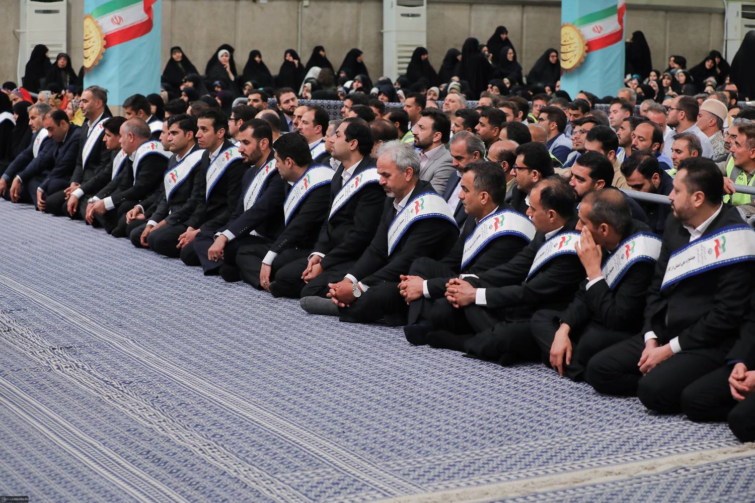 انتقاد رهبری از لغو ممنوعیت واردات کالای مشابه داخلی
