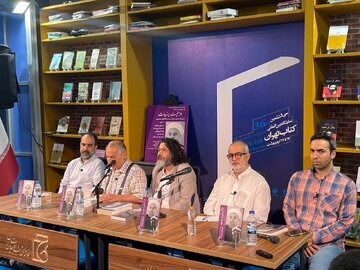 ناگفته‌های حسام الدین آشنا ، زیبا کلام و موسوی از کتاب «در معیت پرزیدنت» دوره ریاست جمهوری روحانی