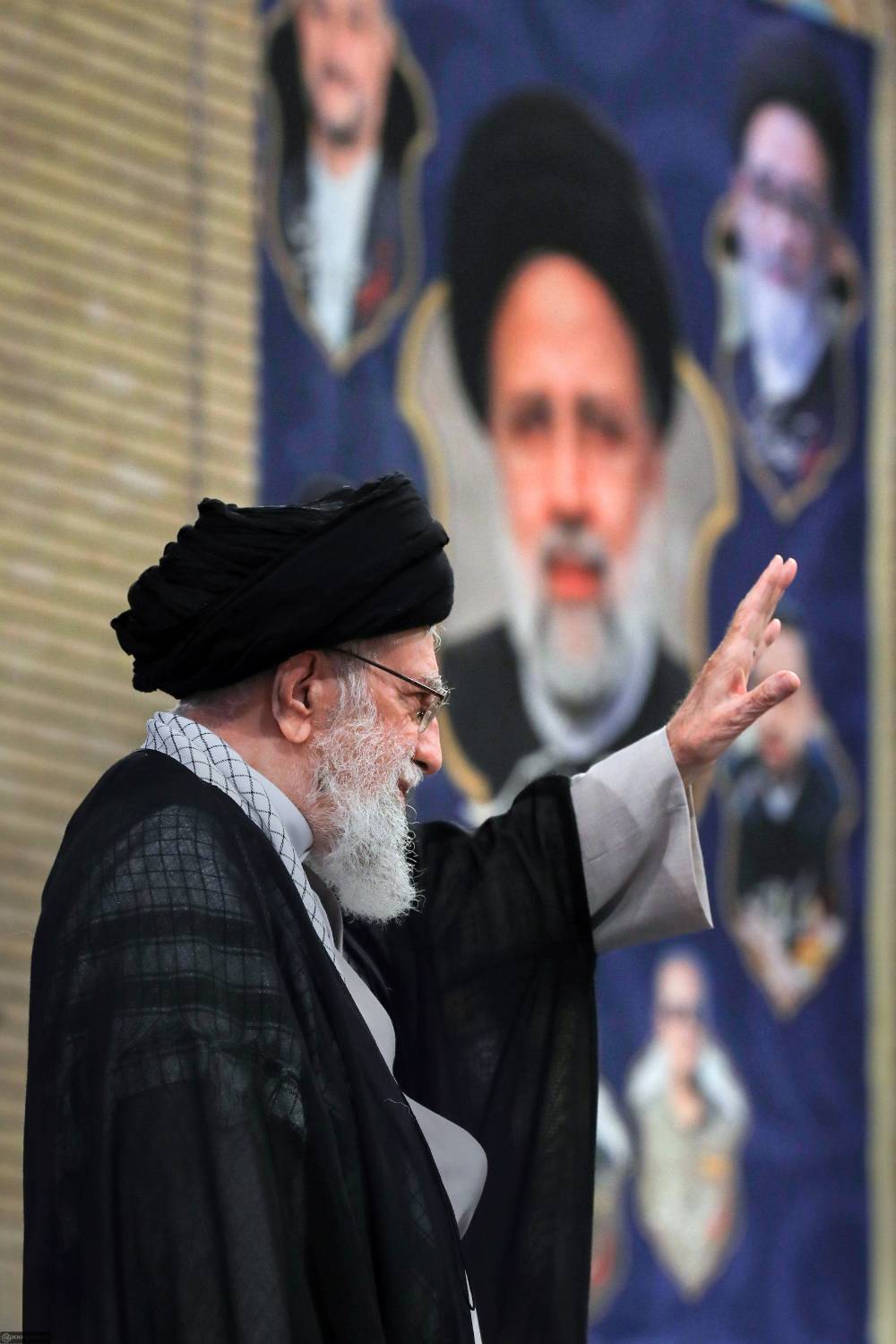 رهبر انقلاب: گمان نمی‌کنیم مذاکره با آمریکا به نتیجه‌ای برسد+ تاکید بر ادامه غنی سازی