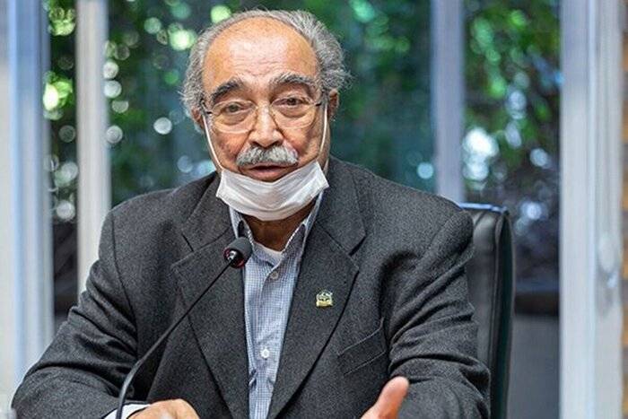 برگزاری مراسم وداع با پیکر دکتر ناصر قفلی، خیر مدرسه ساز ۸۹ ساله با حضور رئیس جمهور