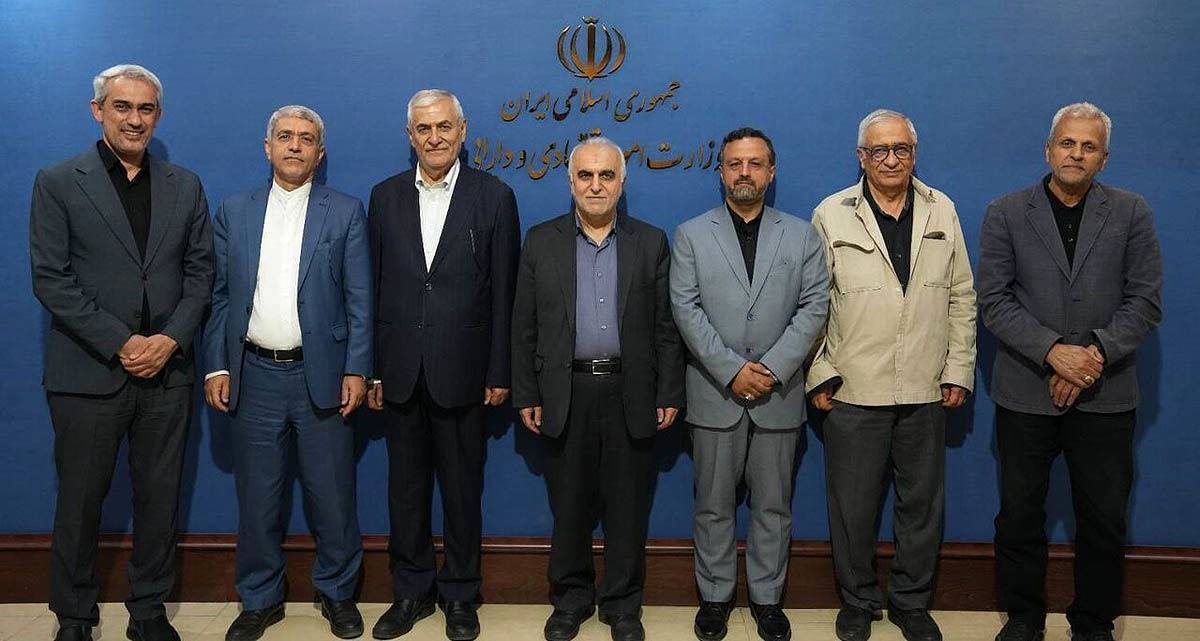 دیدار مدنی‌زاده با وزرای سابق : با کدام عملکرد و الگوی توسعه؟ + اگر این آقایان جلوی آیینه بایستند ، از عملکرد خودشان خجالت می کشند یا خیر؟