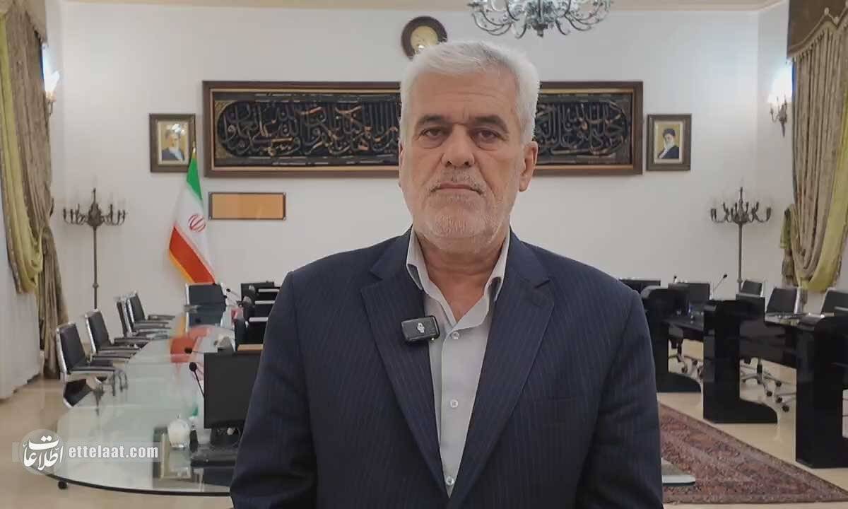 طنزِ تلخ مصطفی آزاد درباره ضرب و شتم ماموران مقابله با سدمعبر شهرداری