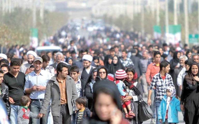 هشدار مجلس به مردم؛ بحران نقدینگی در راه است + آیا فرزین از رئیس کلی بانک مرکزی کنار گذاشته می شود؟