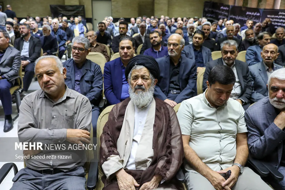چهره‌هادر مراسم ترحیم مادر حدادعادل