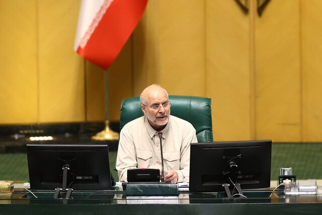 باید تدبیر کرد: خرید بنزین با قیمت ۵۰ الی ۶۰ هزار تومان و فروش به قیمت ۲ الی ۳ هزار تومان به مردم  + از خیر 128 همت عوارض واردات خودروی خارجی بگذرید و خودرو ساز داخلی را مجبور به تولید خودروی استاندارد با مصرف 4-5 لیتری کنید