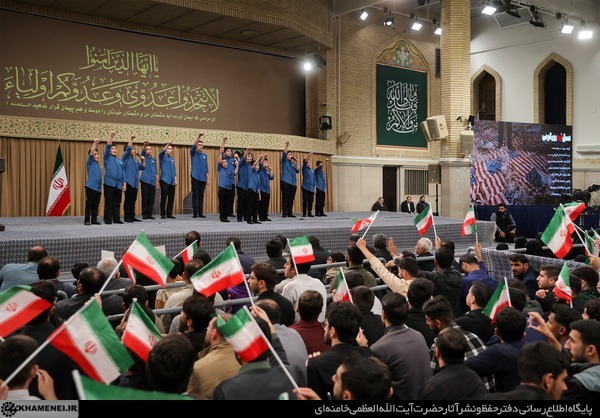 دیدار رهبر با دانش آموزان و دانشجویان دیدار رهبر با دانش آموزان و دانشجویان