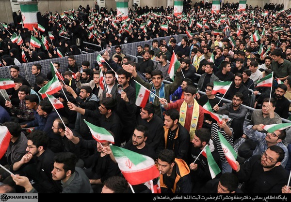 دیدار رهبر با دانش آموزان و دانشجویان دیدار رهبر با دانش آموزان و دانشجویان