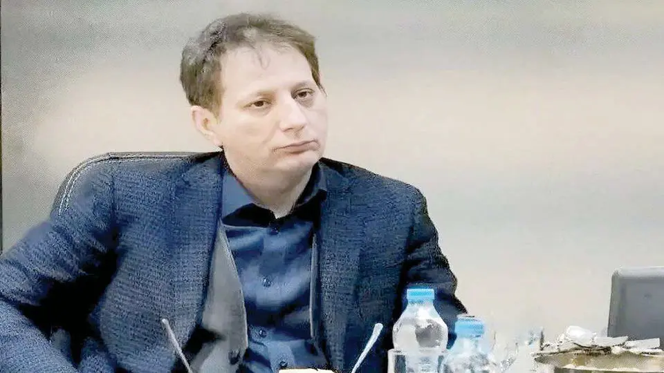 مطالبه افکار عمومی درخصوص نبود شفافسازی و تردیدهای جدی درباره تسویه بدهیهای بابک زنجانی مطالبه افکار عمومی درخصوص نبود شفافسازی و تردیدهای جدی درباره تسویه بدهیهای بابک زنجانی