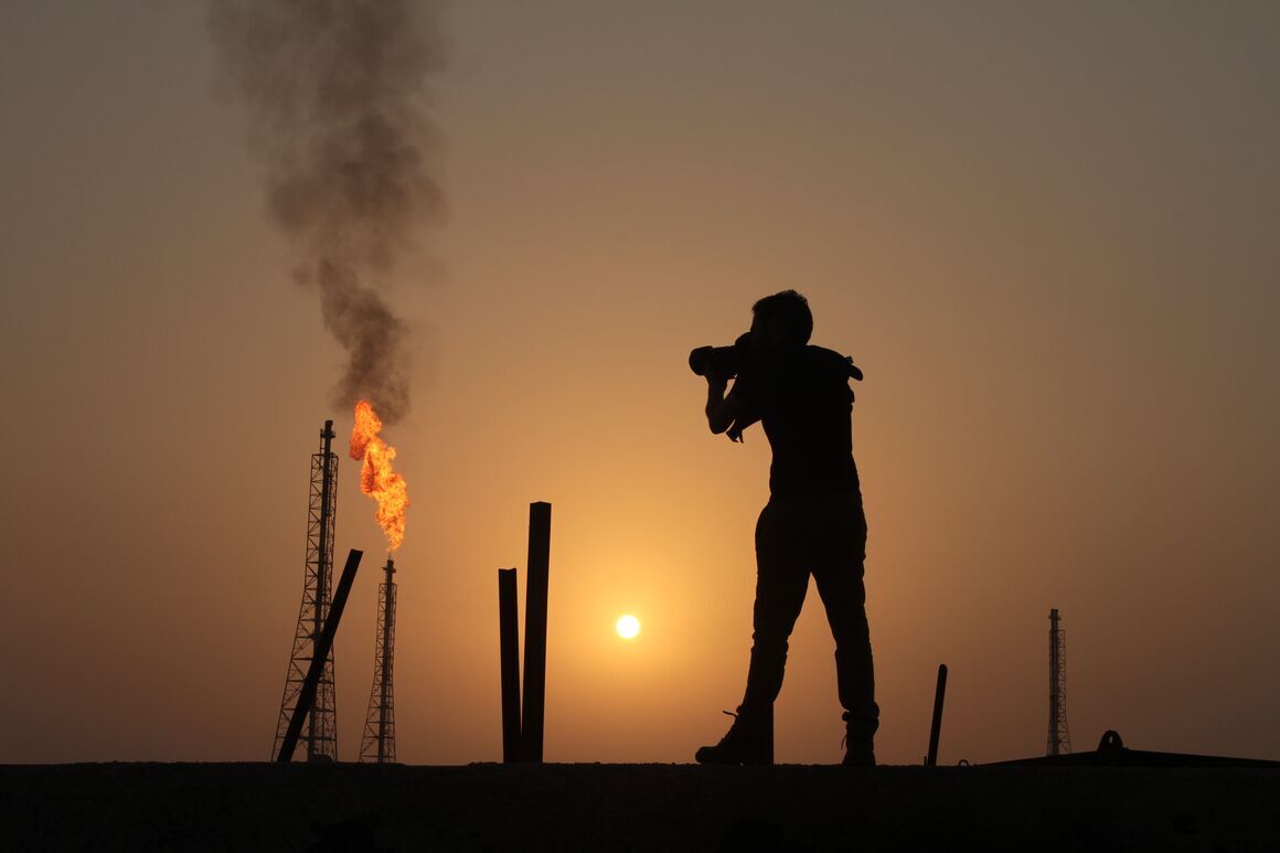 پاسخ به ۲ پرسش کلیدی درباره قراردادهای جدید گازهای مشعل + اونها که از قبل با مسئله آشنا هستند می دونند رو و پشت داستان چیه جناب وزارت نفت پاسخ به ۲ پرسش کلیدی درباره قراردادهای جدید گازهای مشعل + اونها که از قبل با مسئله آشنا هستند می دونند رو و پشت داستان چیه جناب وزارت نفت