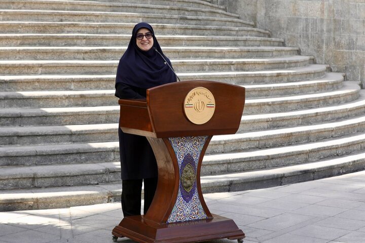 ضرورت روشن سازی خود سخنگوی دولت: بنزین ۱۵۰۰، ۳۰۰۰، ۵۰۰۰ هزار تومانی با ضریب افزایش احتمالی ۲۰ درصدی سنواتی و تعیین تکلیف خاص برای بنزین مناطق آزاد و خودروهای دولتی ضرورت روشن سازی خود سخنگوی دولت: بنزین ۱۵۰۰، ۳۰۰۰، ۵۰۰۰ هزار تومانی با ضریب افزایش احتمالی ۲۰ درصدی سنواتی و تعیین تکلیف خاص برای بنزین مناطق آزاد و خودروهای دولتی