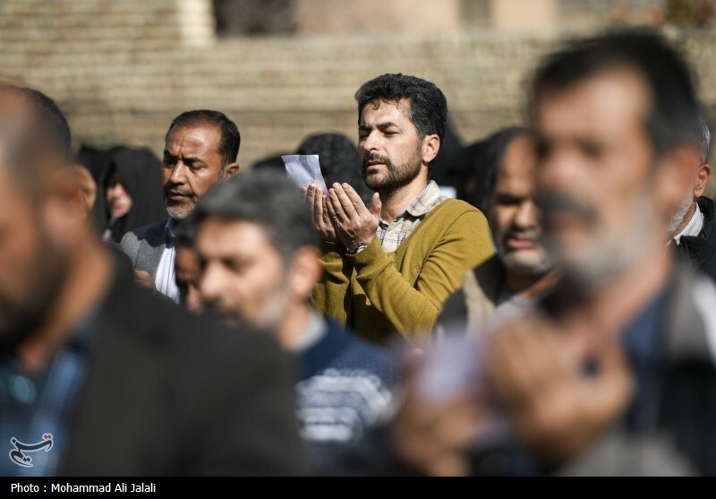 نماز طلب باران در روستای فردو