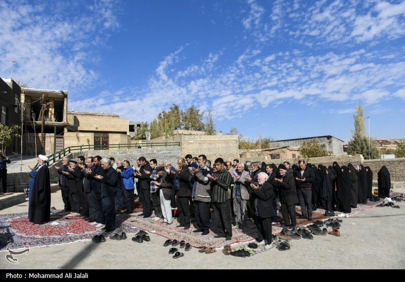 نماز طلب باران در روستای فردو