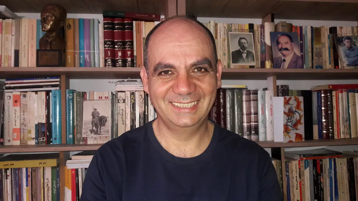 داستاننویسی عاقبت ندارد چون کسی کتاب نمیخواند داستاننویسی عاقبت ندارد چون کسی کتاب نمیخواند