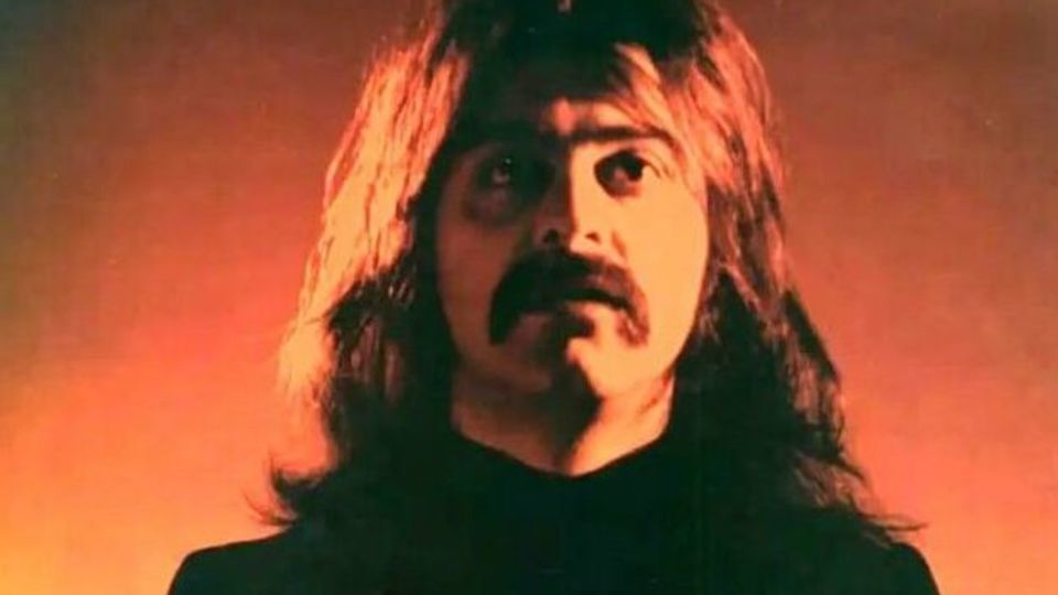 خداحافظی کوروش یغمایی «پدر راک ایران» از دنیای موسیقی در سن ۷۹ سالگی