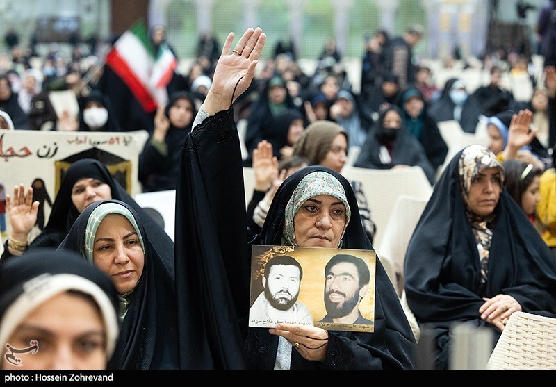 بزرگداشت مقام مادر و روز زن بزرگداشت مقام مادر و روز زن