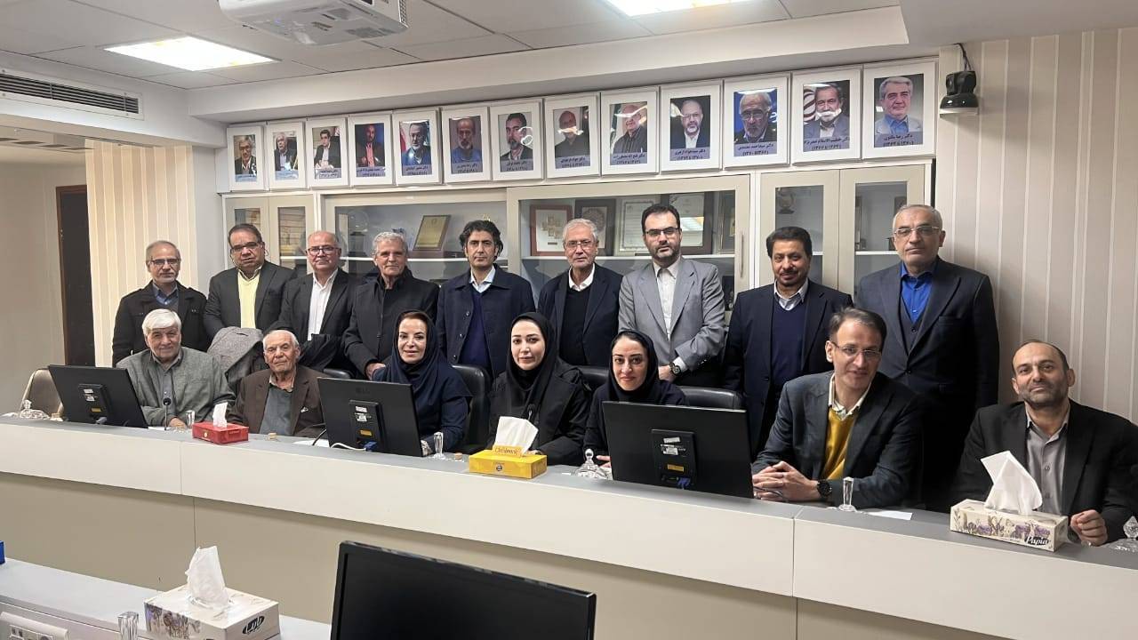 برگزاری جلسه بررسی مشکلات و چالش ها و ارتقا هماهنگی اتحادیه های انجمن های علمی با حضور دکتر علی ربیعی دستیار رئیس جمهور برگزاری جلسه بررسی مشکلات و چالش ها و ارتقا هماهنگی اتحادیه های انجمن های علمی با حضور دکتر علی ربیعی دستیار رئیس جمهور