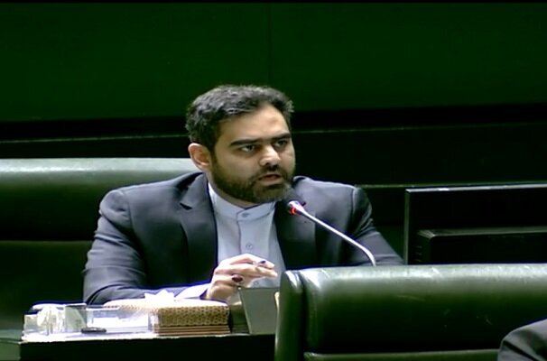 ثابتی مدعی شد: «بودجه بسیاری از فیلم‌های سینمایی و شبکه نمایش خانگی از محل پول‌های فاسد است»